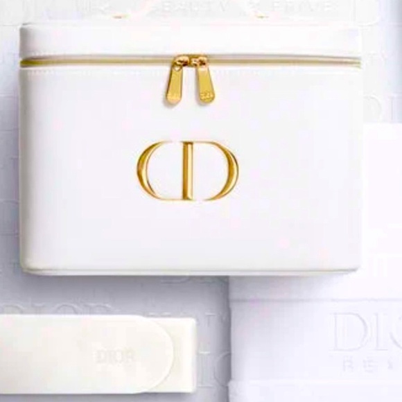 Dior Other - DIOR Prestige Lifestyle Set White Vanity Pouch Cotton Face Towel